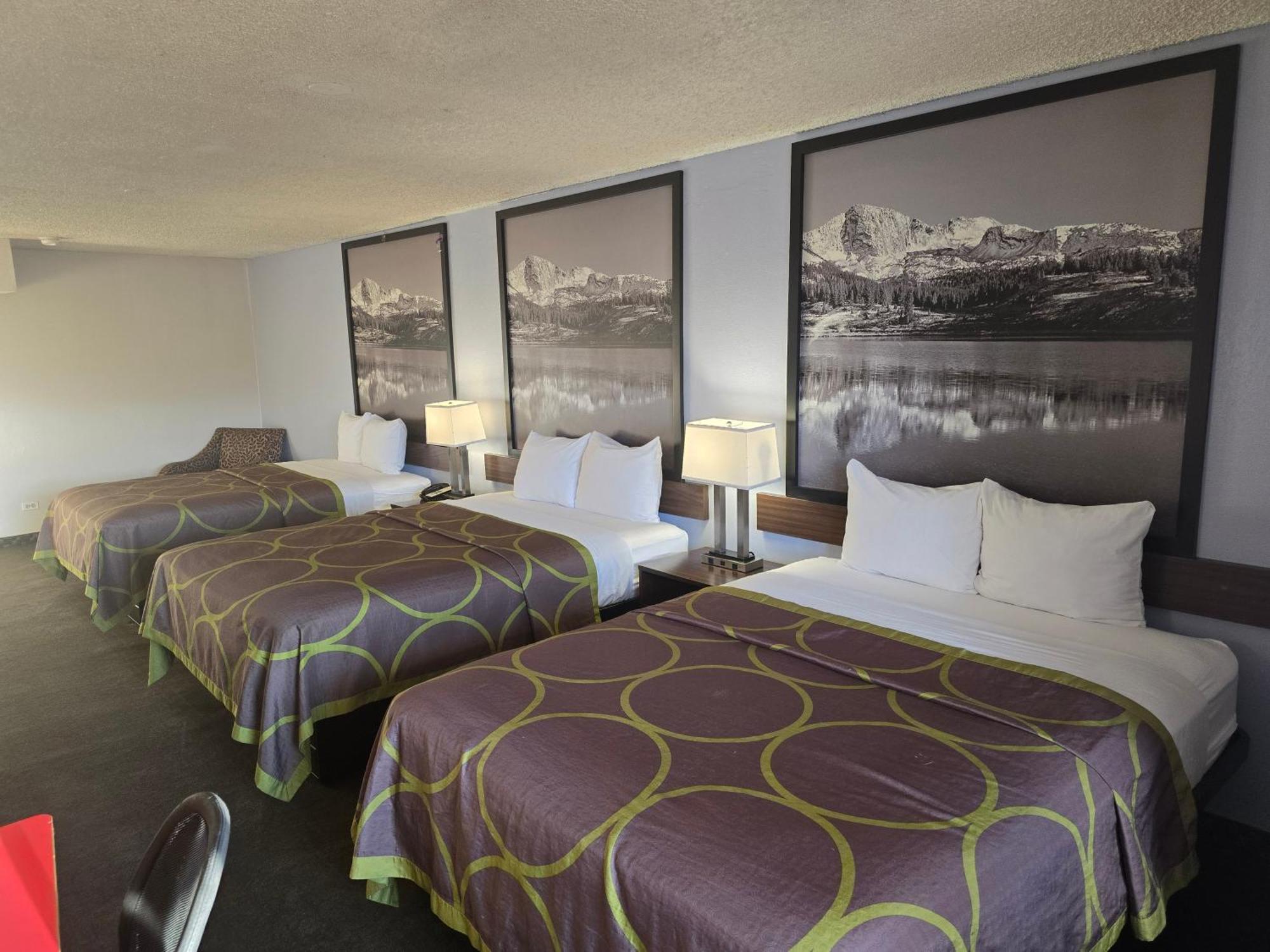 Super 8 By Wyndham Wheat Ridge/Denver West Exterior photo